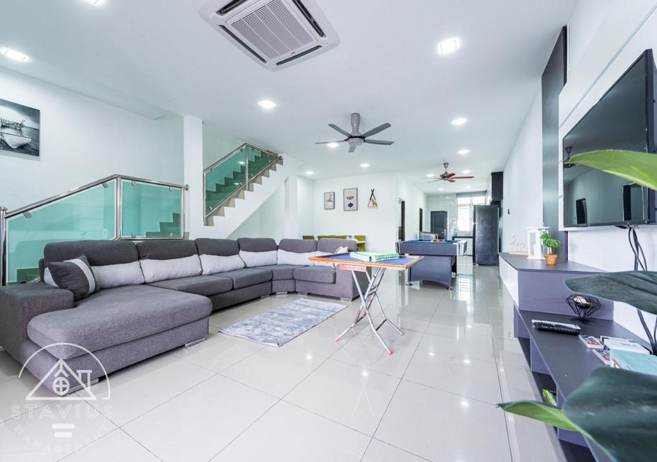 Port Dickson 14Pax 4Br Double Storey House Екстер'єр фото